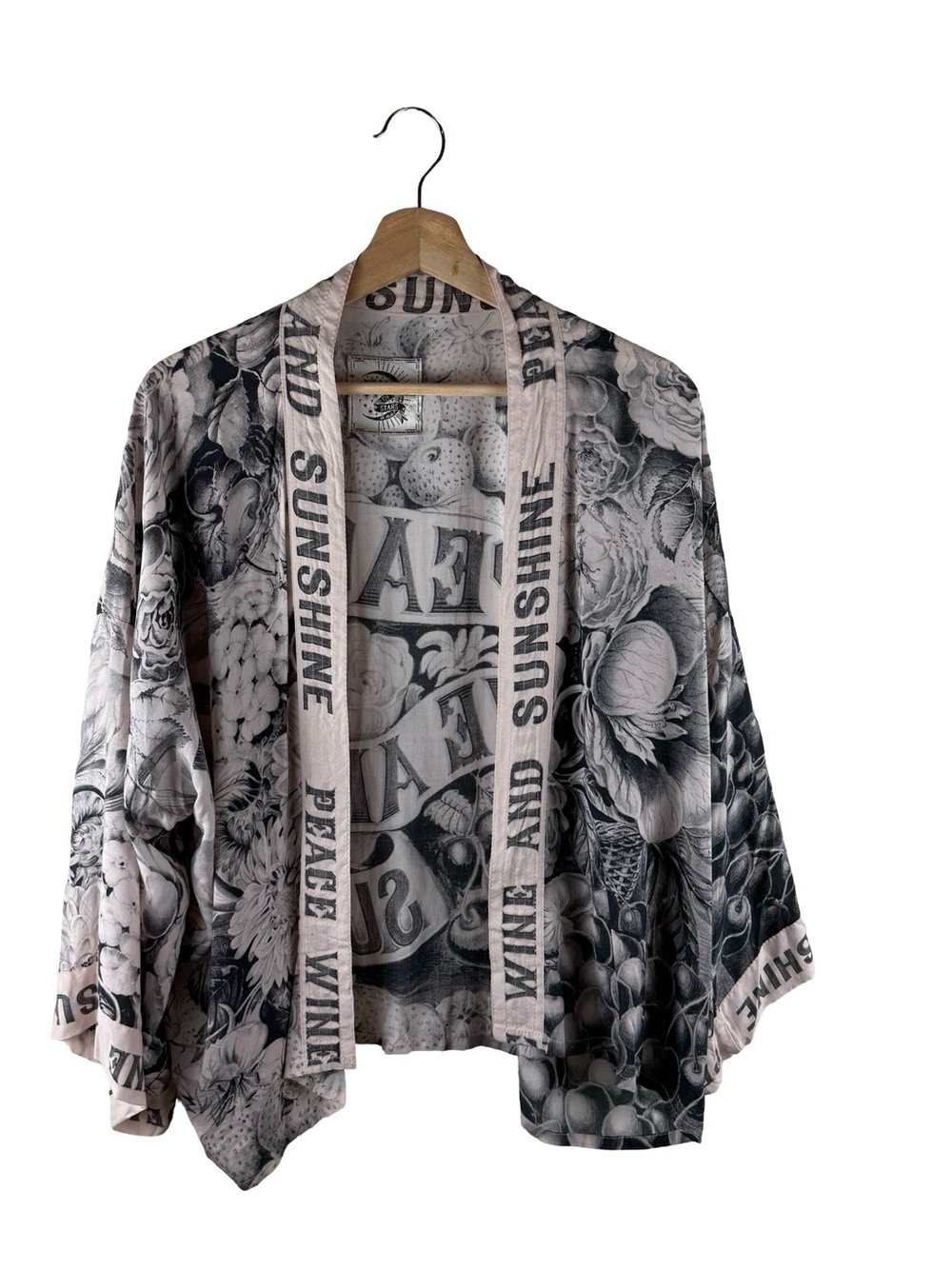 MARKET OF STARS Peace Wine and Sunshine Kimono One Size